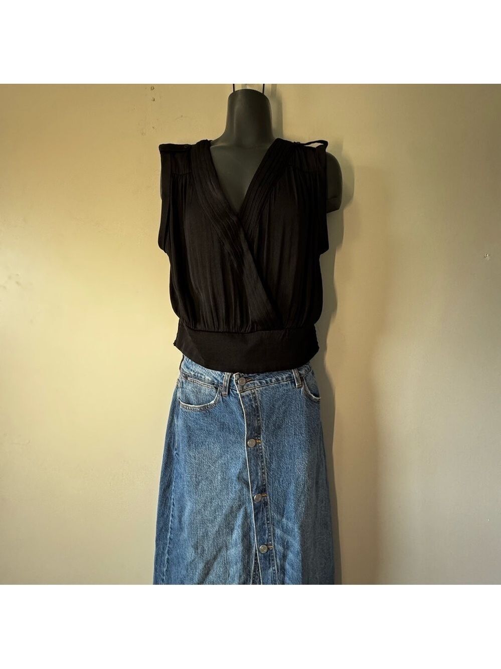 RACHEL Rachel Roy Black Sleeveless Blouse